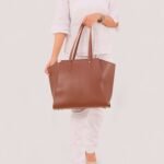 Brown classic tote bag - Image 2