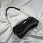 HBGP00057 Cielo Arc Armpit Ladies Handbag - Image 4