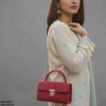 HBGP00077 Virella Classic Lock Ladies Handbag - Image 5