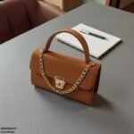 HBGP00079 Virella Classic Lock Ladies Handbag - Image 3