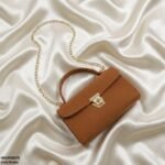 HBGP00079 Virella Classic Lock Ladies Handbag - Image 4